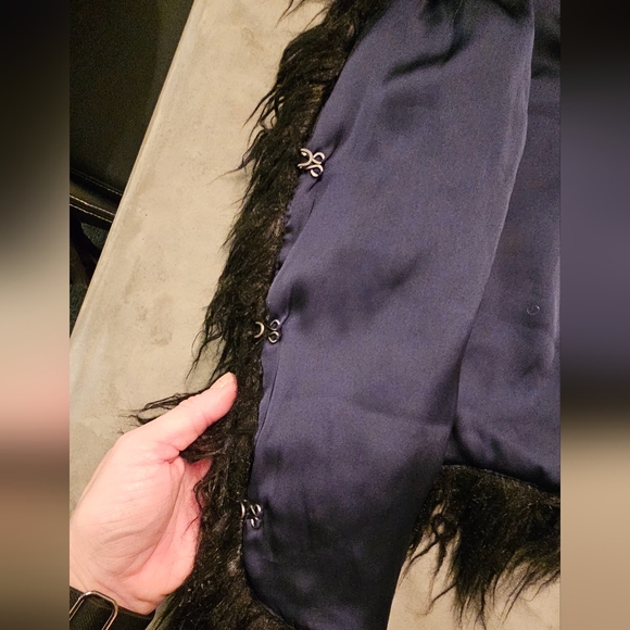 American Eagle Vintage Shag Vest BNWT - Picture 3 of 5